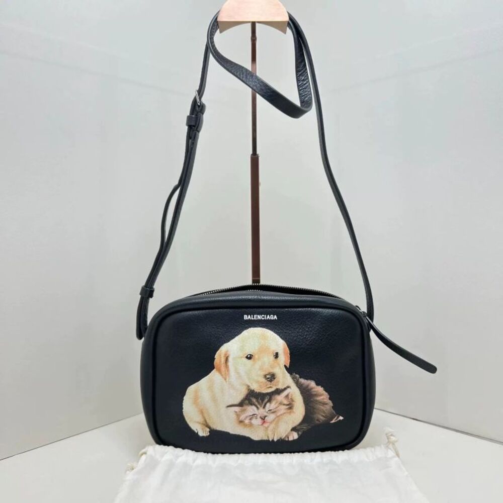 Balenciaga Women Pre-Loved Bag Very Good Condition